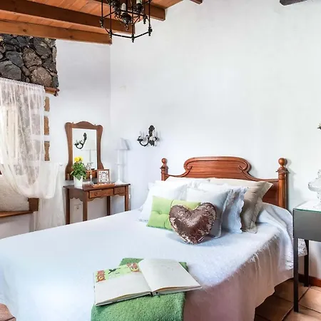 Holiday home Romantic Hamlet Cottage With Private Pool La Fragua De Eliseo *